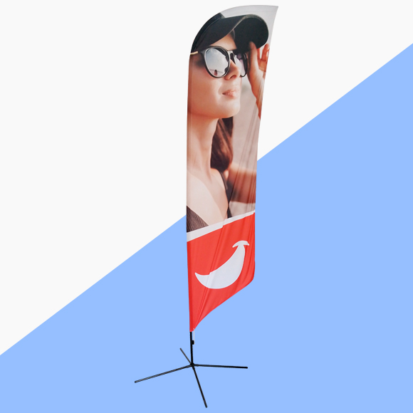 fly-banner-pluma