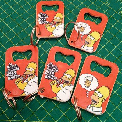 llaveros-pvc-destapador-homero